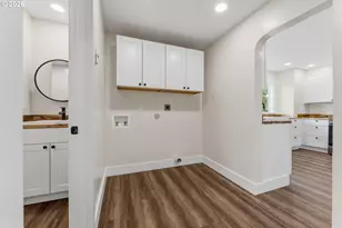790 Oregon Ave, North Bend, OR 97459 - Photo 13