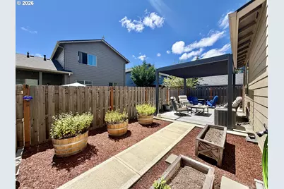 1202 Albatross Ct, Sweet Home, OR 97386 - Photo 29