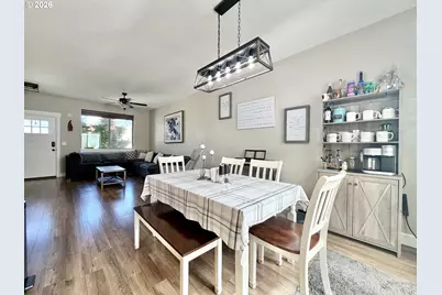 1202 Albatross Ct, Sweet Home, OR 97386 - Photo 11