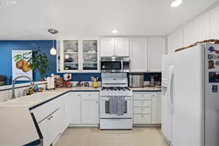 2077 Clark Ave, Cottage Grove, OR 97424 - Photo 15