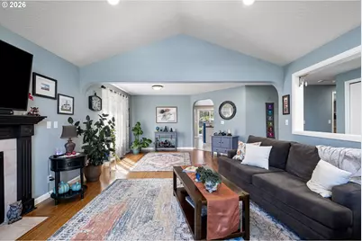 2077 Clark Ave, Cottage Grove, OR 97424 - Photo 11