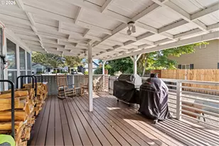 733 2nd St, Woodland, WA 98674 - Photo 29