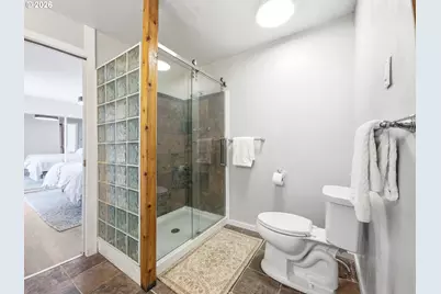 719 18th St, Springfield, OR 97477 - Photo 11