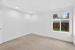 16731 SE Blanton St, Milwaukie, OR 97267 - Photo 17