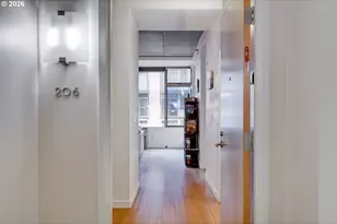 1234 SW 18th Ave, Portland, OR 97205 - Photo 3