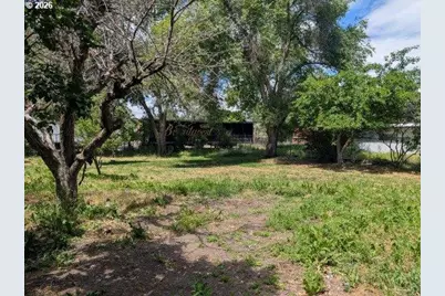 2708 N Cherry St, La Grande, OR 97850 - Photo 11