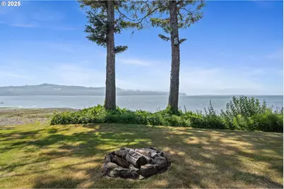 8580 Bayfront Ln, Bay City, OR 97107 - Photo 39