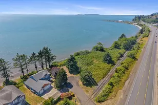 8580 Bayfront Ln, Bay City, OR 97107 - Photo 29