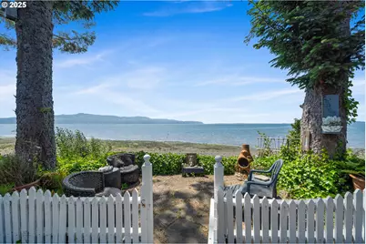 8580 Bayfront Ln, Bay City, OR 97107 - Photo 21