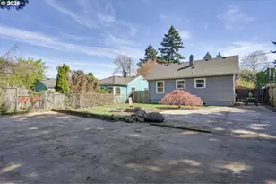 4557 NE 98th Ave, Portland, OR 97220 - Photo 27