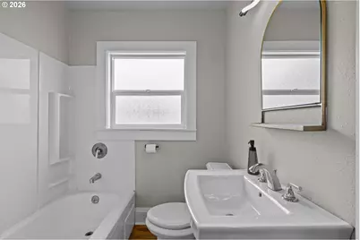 4557 NE 98th Ave, Portland, OR 97220 - Photo 15