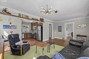 4557 NE 98th Ave, Portland, OR 97220 - Photo 7