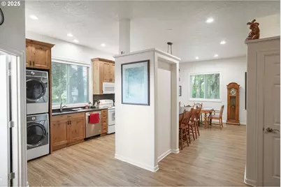 8732 Wildlife Ln, Salem, OR 97317 - Photo 37