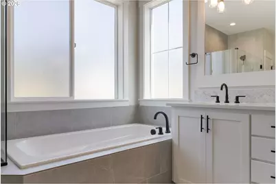 11995 NW Sadie St, Portland, OR 97229 - Photo 27