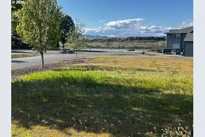1500 Lone Pine Blvd, The Dalles, OR 97058 - Photo 5
