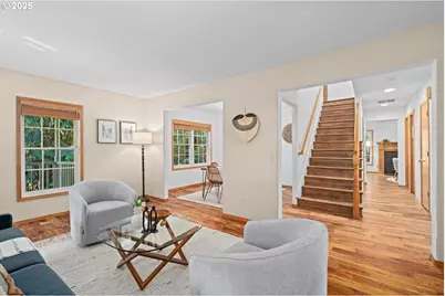 1035 SW Palatine St, Portland, OR 97219 - Photo 11