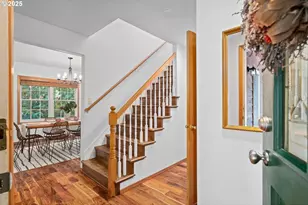 1035 SW Palatine St, Portland, OR 97219 - Photo 9