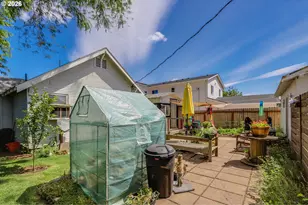 1222 E 8th St, The Dalles, OR 97058 - Photo 35