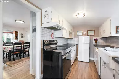 1222 E 8th St, The Dalles, OR 97058 - Photo 27