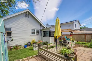 1222 E 8th St, The Dalles, OR 97058 - Photo 33
