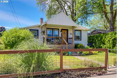 1222 E 8th St, The Dalles, OR 97058 - Photo 3