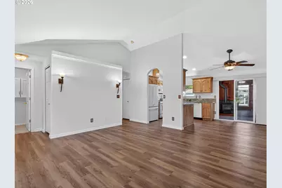 4940 Keiko Ct NE, Salem, OR 97305 - Photo 9