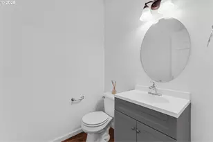 4815 SW 1st Ave, Portland, OR 97239 - Photo 17