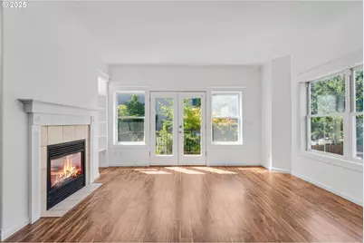 4815 SW 1st Ave, Portland, OR 97239 - Photo 15