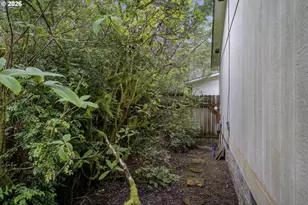 90 Outer Dr, Florence, OR 97439 - Photo 23