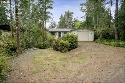 90 Outer Dr, Florence, OR 97439 - Photo 17