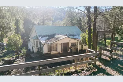 2680 S Umpqua Rd, Tiller, OR 97484 - Photo 1
