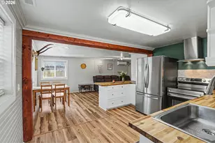295 10th St, Lyons, OR 97358 - Photo 15