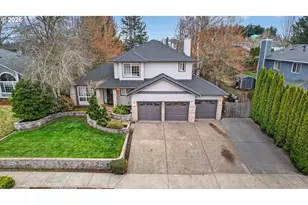 1548 SW Northstar Loop, Troutdale, OR 97060 - Photo 3