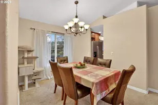 1548 SW Northstar Loop, Troutdale, OR 97060 - Photo 7