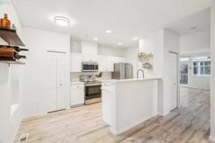 14110 SW Barrows Rd, Portland, OR 97223 - Photo 15