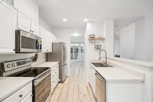 14110 SW Barrows Rd, Portland, OR 97223 - Photo 17