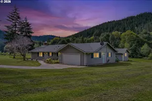 99554 Lone Pine Ln, Myrtle Point, OR 97458 - Photo 43