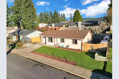 1336 S 7th St, Cottage Grove, OR 97424 - Photo 3