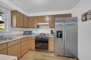 1336 S 7th St, Cottage Grove, OR 97424 - Photo 13