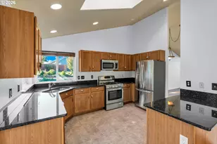 15054 Pebble Beach Dr, Oregon City, OR 97045 - Photo 11