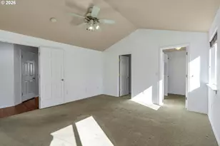 15054 Pebble Beach Dr, Oregon City, OR 97045 - Photo 23