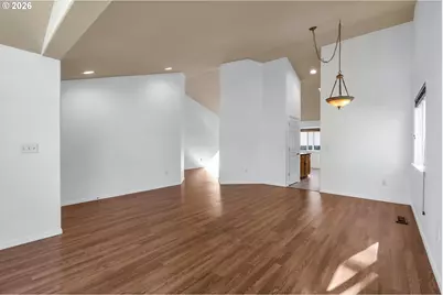 15054 Pebble Beach Dr, Oregon City, OR 97045 - Photo 7