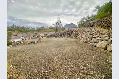 2957 NW Daysha Dr, Roseburg, OR 97471 - Photo 15