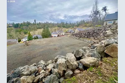 2957 NW Daysha Dr, Roseburg, OR 97471 - Photo 17