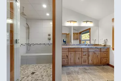 37769 Highway 26, Seaside, OR 97138 - Photo 17