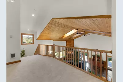 37769 Highway 26, Seaside, OR 97138 - Photo 25