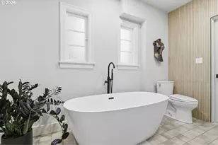 123 W 38th St, Vancouver, WA 98660 - Photo 17