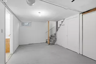 123 W 38th St, Vancouver, WA 98660 - Photo 27