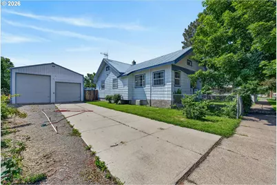 1029 Walnut St, Baker City, OR 97814 - Photo 3