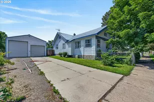 1029 Walnut St, Baker City, OR 97814 - Photo 3